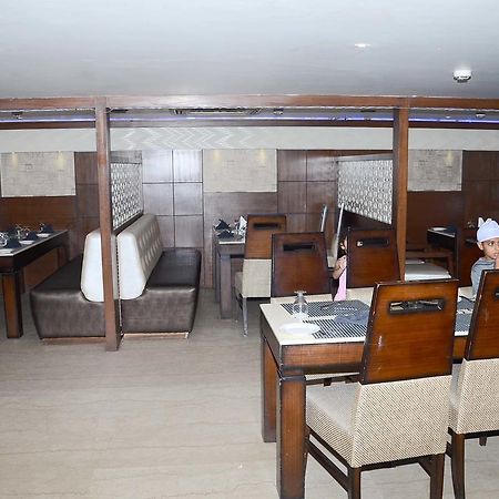 Hotel Opulence Pathankot Exterior photo